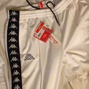 Trackpants
